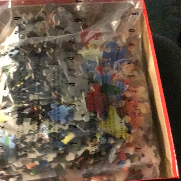 Doggy Puzzle, 400 pieces, new, unopened in original box. Selfies (cute dogs)😃 - Picture 2 of 4